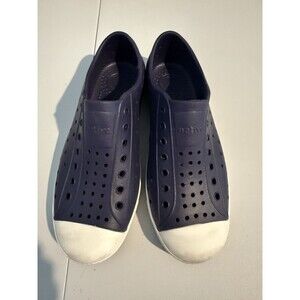 Native Jefferson Water Shoes Size J3 Navy Blue Beach Casual Play Slip On